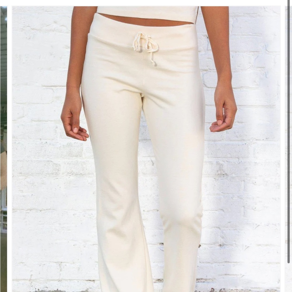 BRANDY MELVILLE HILARY YOGA PANTS